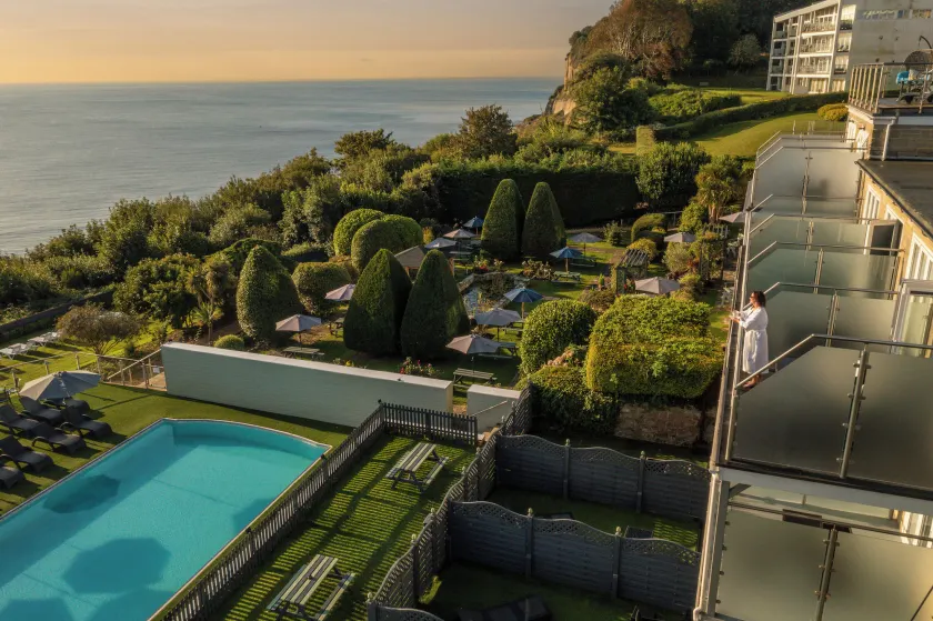 Luccombe Hall Hotel - Image 1