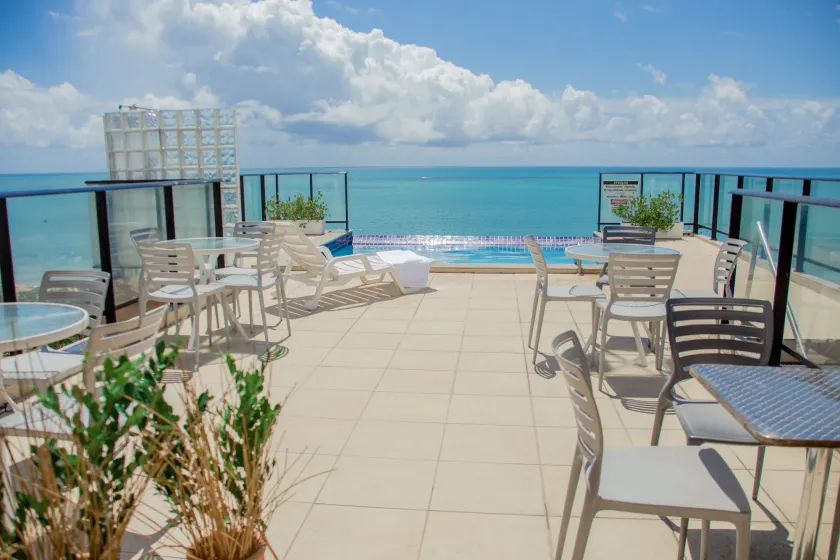 Vistamar Hotel - Image 1