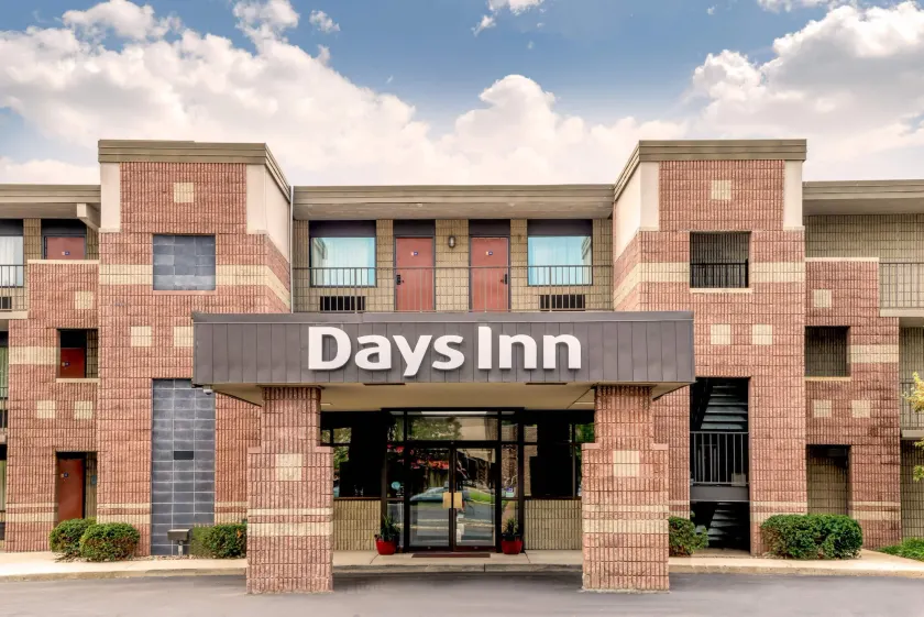 Days Inn by Wyndham Vineland - Image 1