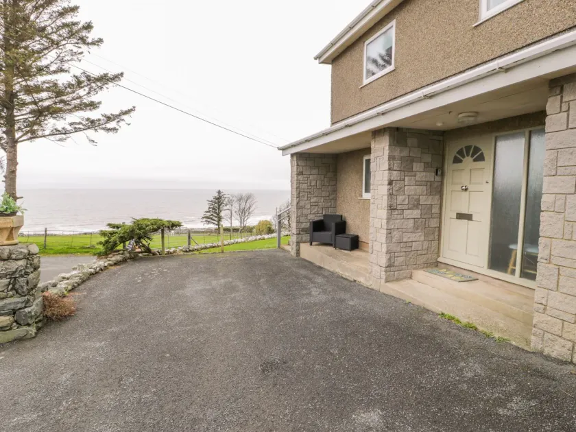 Hendre Wylan - Image 1