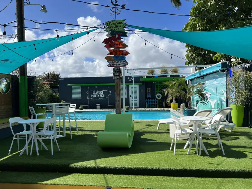 Nomada Beach Hostel- Isla Verde - Image 1