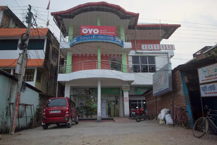 OYO 10462 Smriti Guest House - Image 1