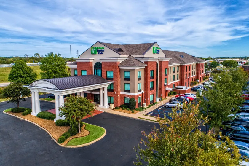 Holiday Inn Express Hotel & Suites Memphis Southwind by IHG - Image 1