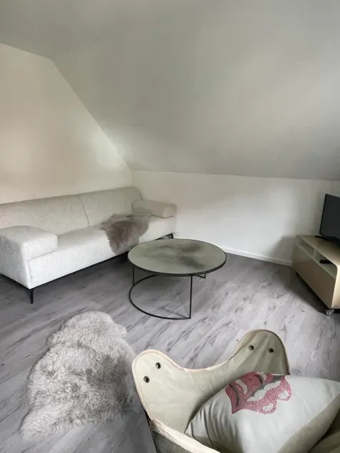 Pure Highlight Living - Image 1