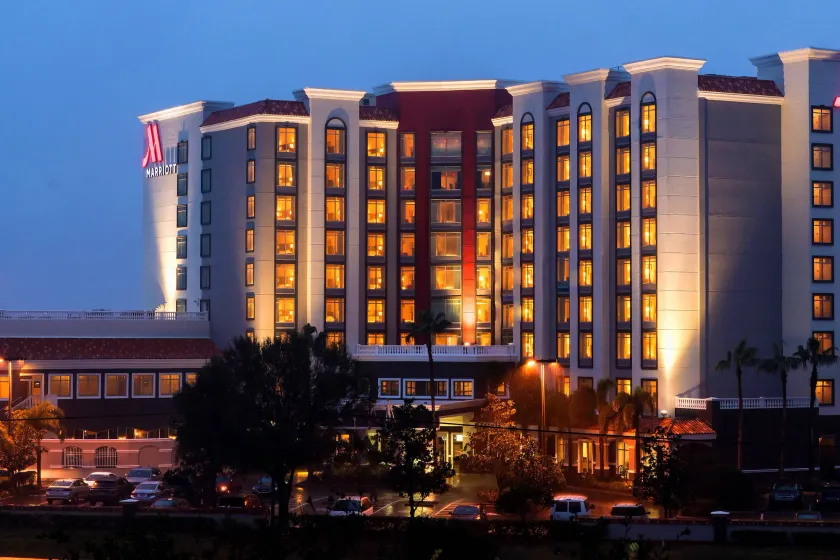 St. Petersburg Marriott Clearwater - Image 1