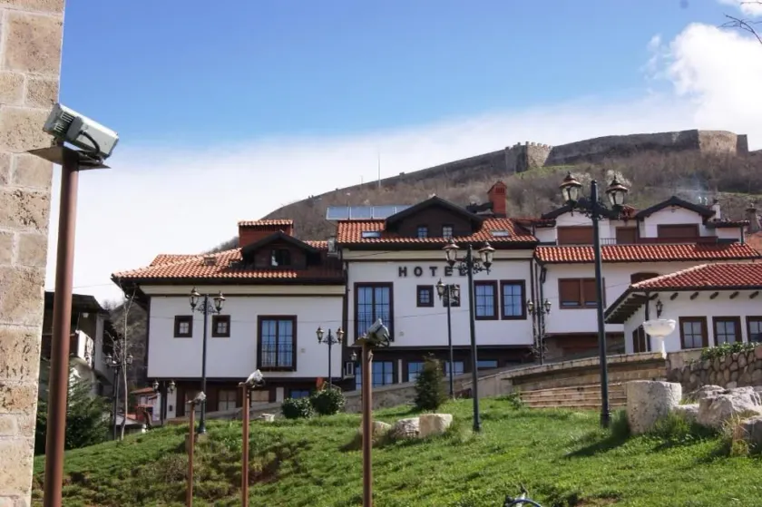 Hotel Prizreni - Image 1