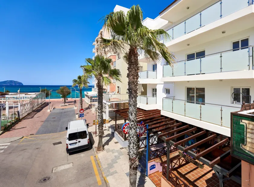 Apartamentos Charlys Can Picafort - Image 1