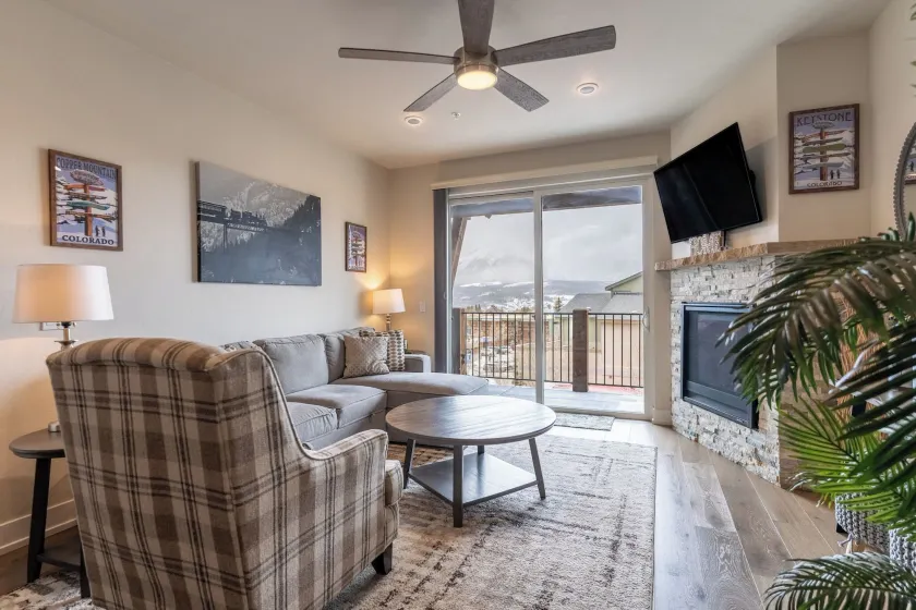 Sail Lofts #303 - Image 1