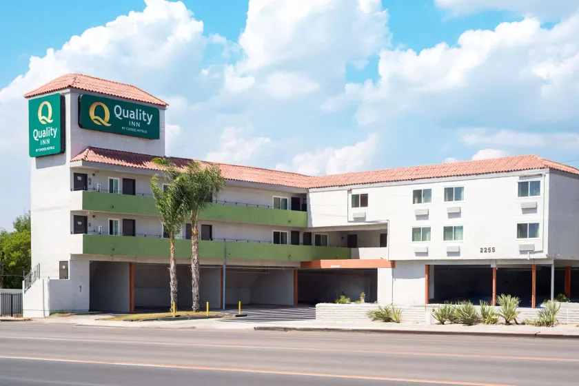 Quality Inn Burbank Airport - Image 1