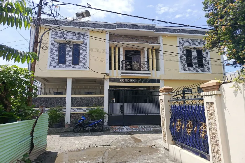 Hotel O Pondok Baruga 777 Near Sarewo Musik Studio Kendari - Image 1