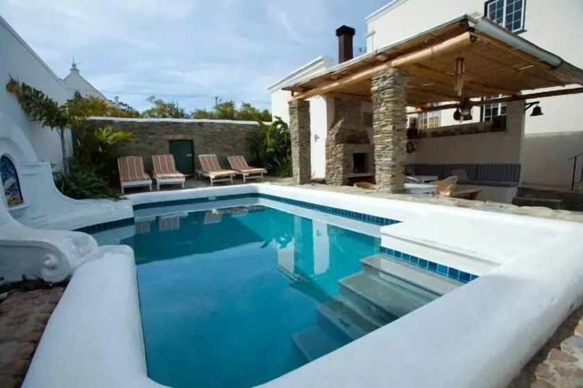 Tulbagh Country Guest House - Cape Dutch Quarters - Image 1