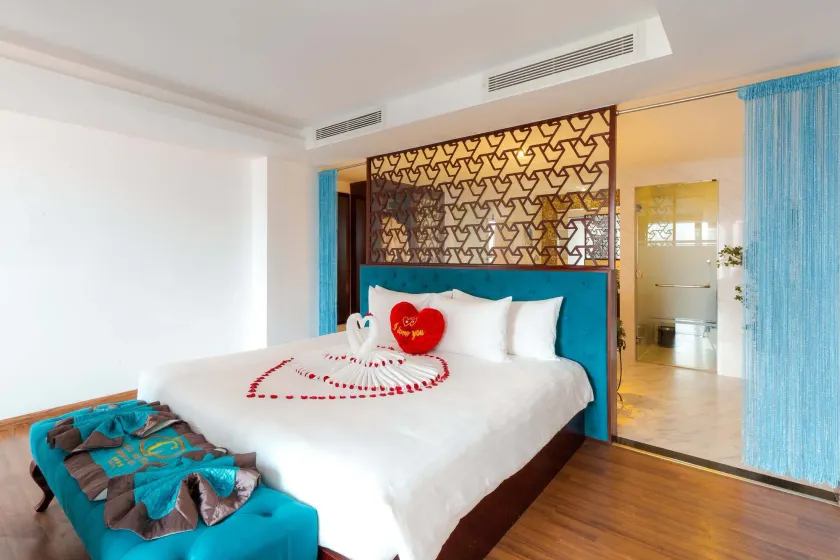 TND Hotel - Image 1