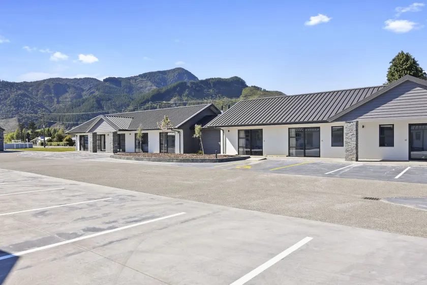 Grand Suites Murchison - Image 1