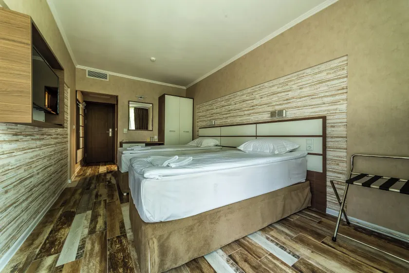 Hotel Baikal - All Inclusive - Image 1