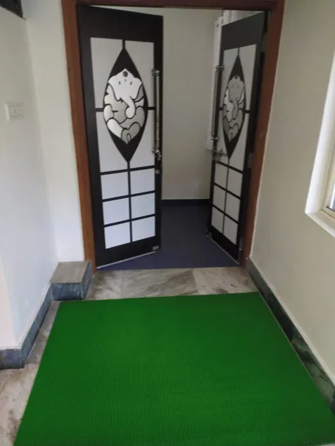 Living Studio - Interior entrance