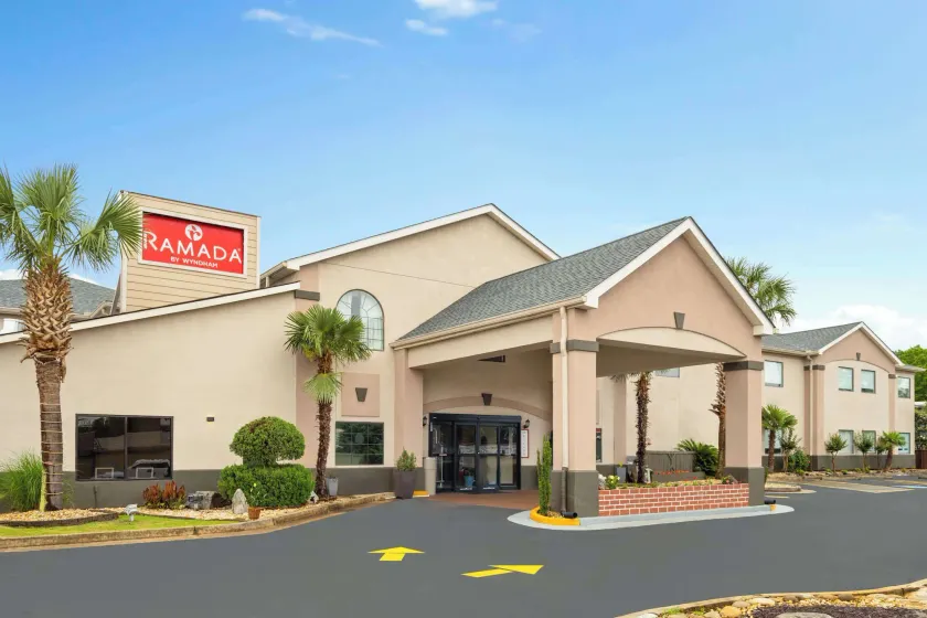 Ramada by Wyndham Locust Grove - Image 1