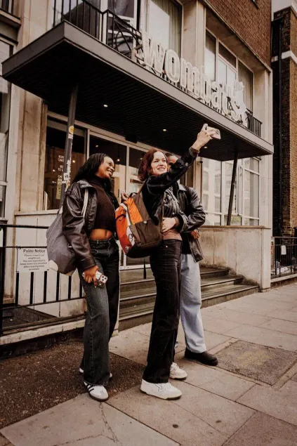 Wombat's The City Hostel London - Image 1