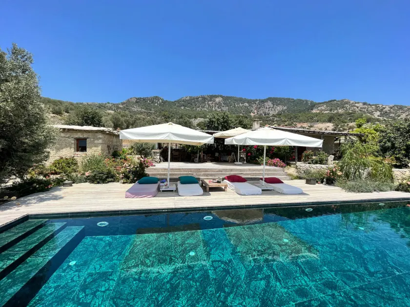Beso Patara Hotel - Image 1
