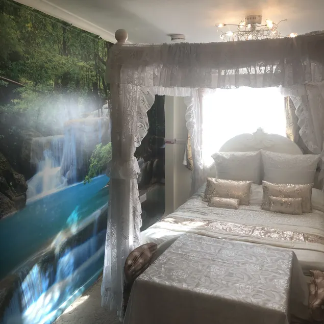 Jasmine House - Image 1