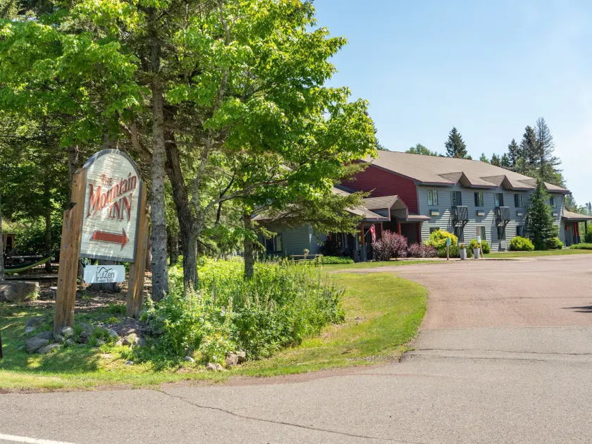 Mountain Inn at Lutsen - Image 1