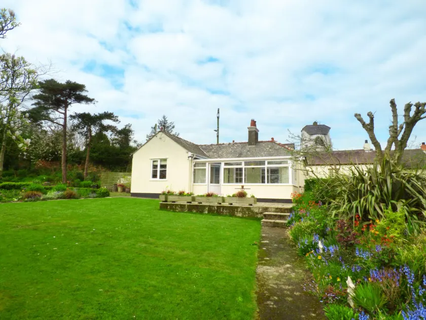 Hafod Cottage - Image 1