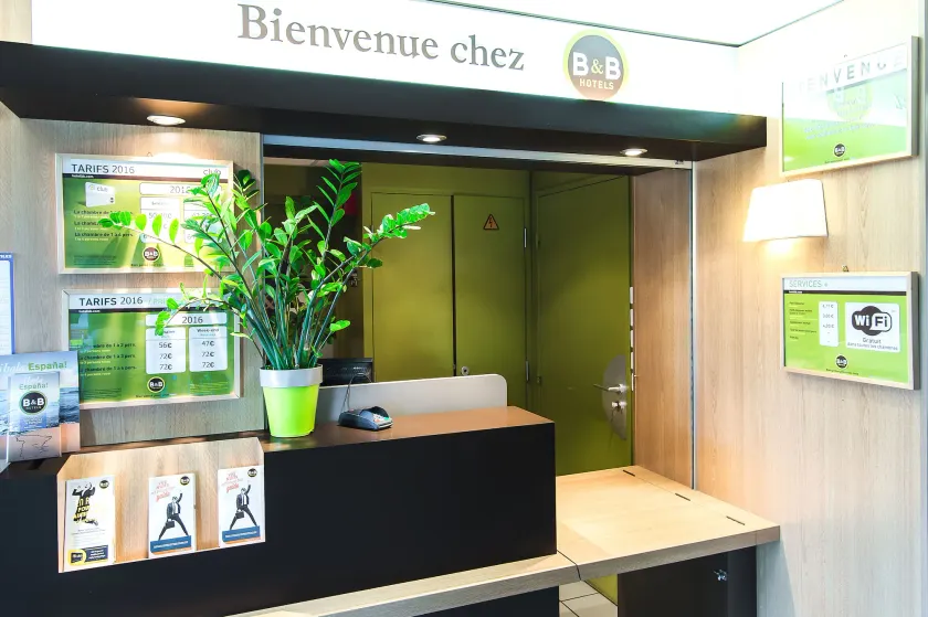 B&B HOTEL Toulouse Cité de l'Espace Mouchotte - Reception