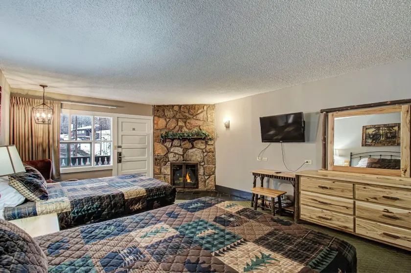 Brookside Lodge - Gatlinburg - On the River - Image 1