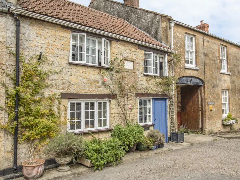 King Charles Cottage - Image 1