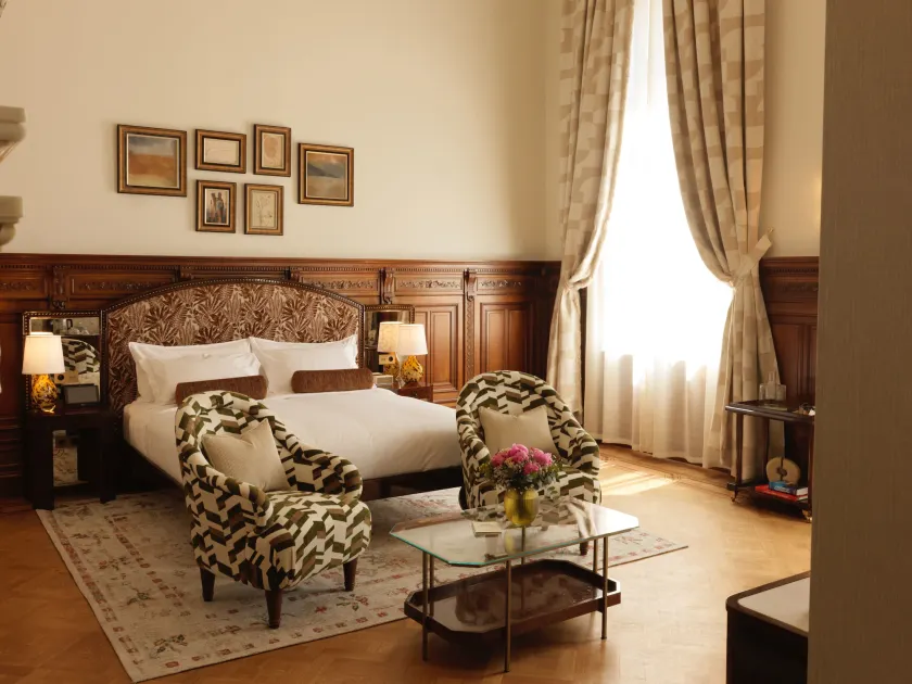 Hotel Fleur de Ville - Image 1