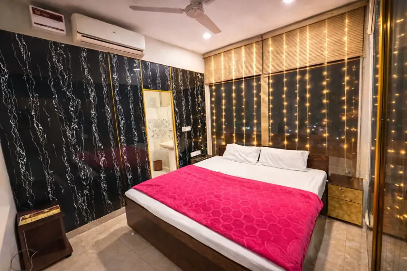 Dream Lounge - Image 1