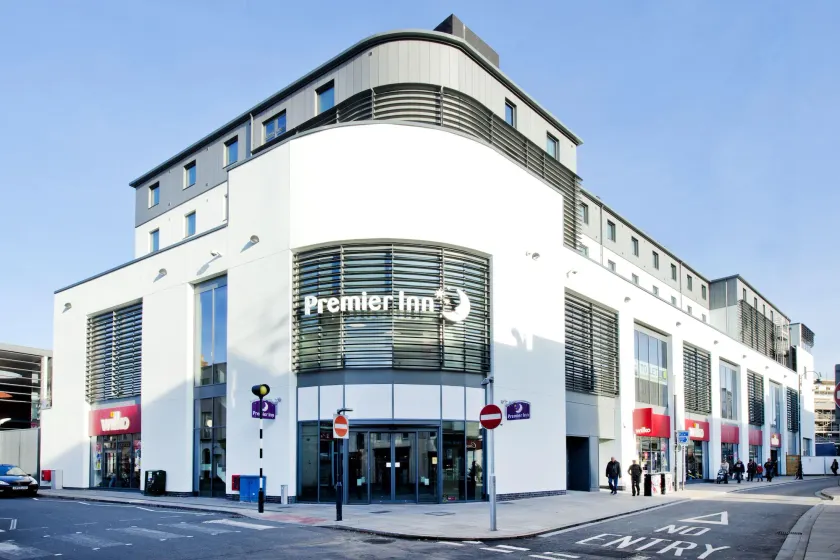Premier Inn Cheltenham Town Centre - Image 1
