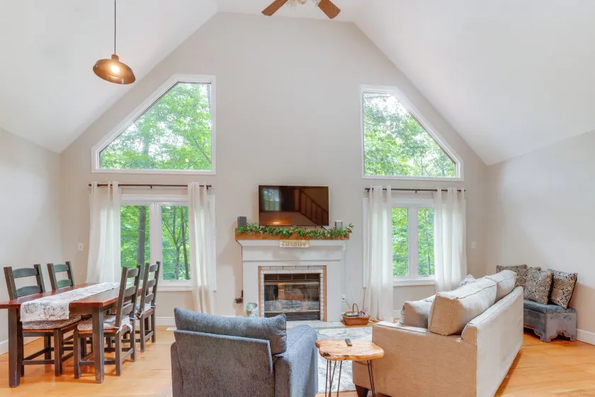 Pet-friendly Lake Monticello Home w/ Perks! - Interiør