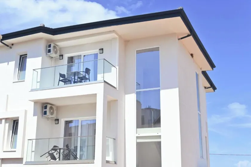 SEA & LAKE VIEW VILLA - Image 1