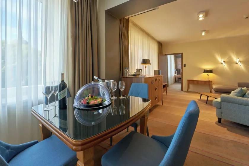 Hotel Cristal Białystok - Image 1