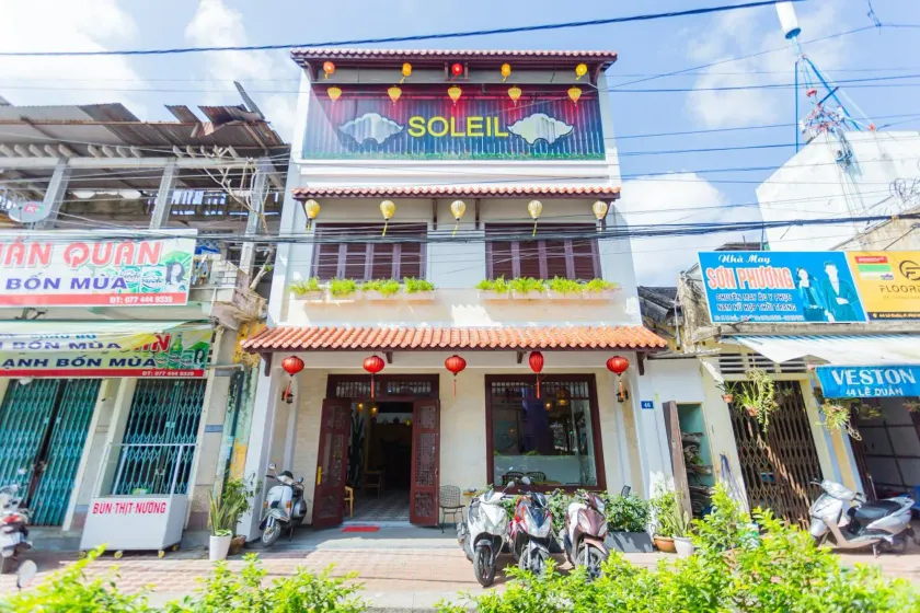 SOLEIL BOUTIQUE - Image 1