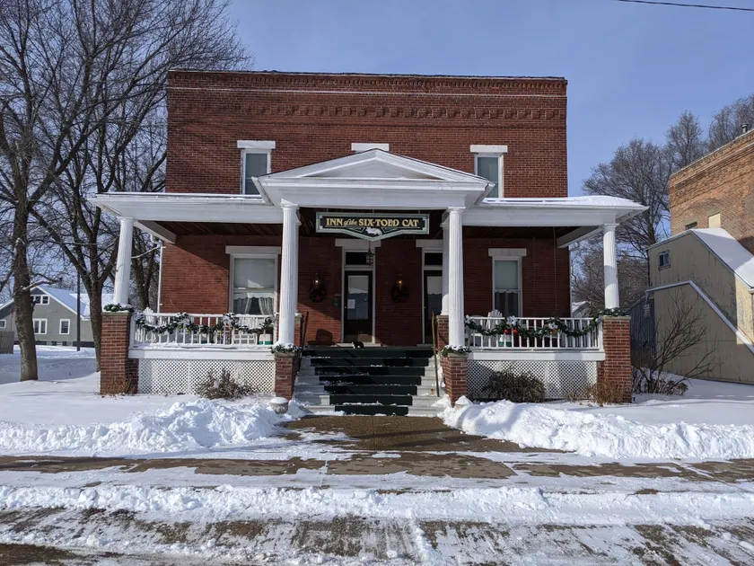 Inn of the Six-Toed Cat - Image 1