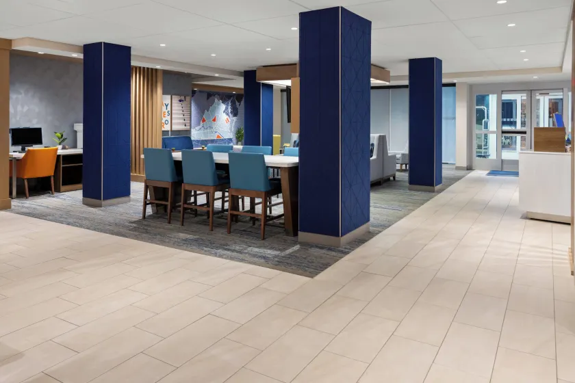 Holiday Inn Express & Suites Waynesboro East - Indgang