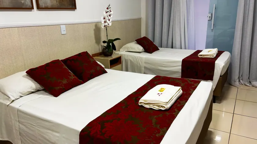 Max Hotel - Image 1
