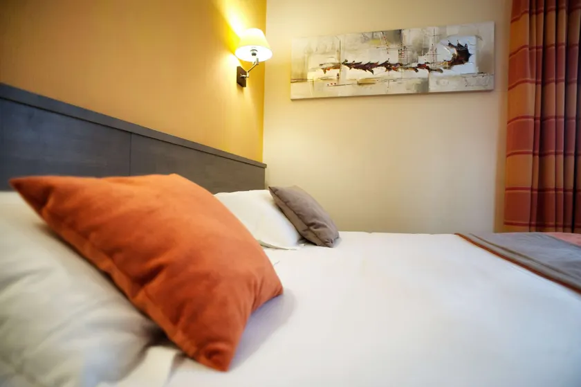 Brit Hotel Le Surcouf - Image 1