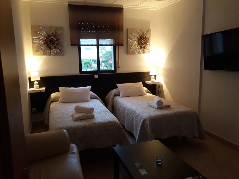 Miramar Habitaciones - Image 1