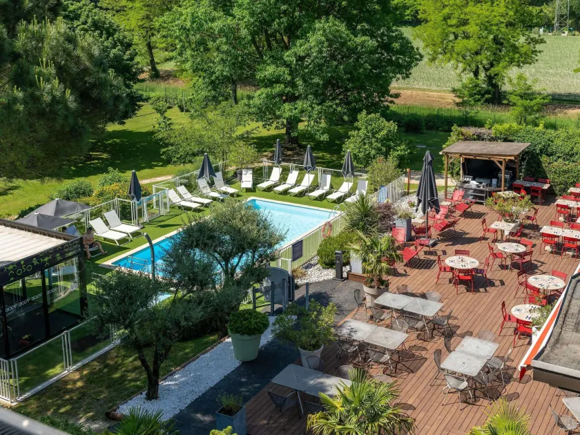 Novotel Grenoble Nord Voreppe - Image 1