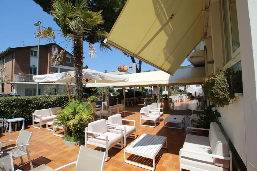 Hotel Manuela - Image 1