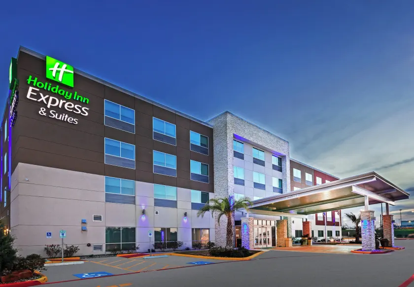 Holiday Inn Express & Suites Brenham South by IHG - Image 1