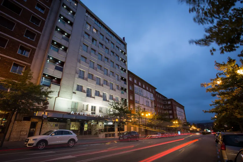 Hotel Zentral Ramiro I Oviedo - Image 1
