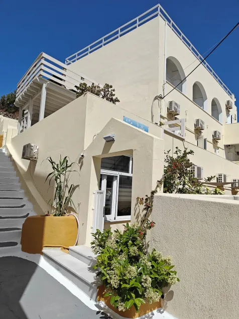 Anemomilos Villa - Image 1