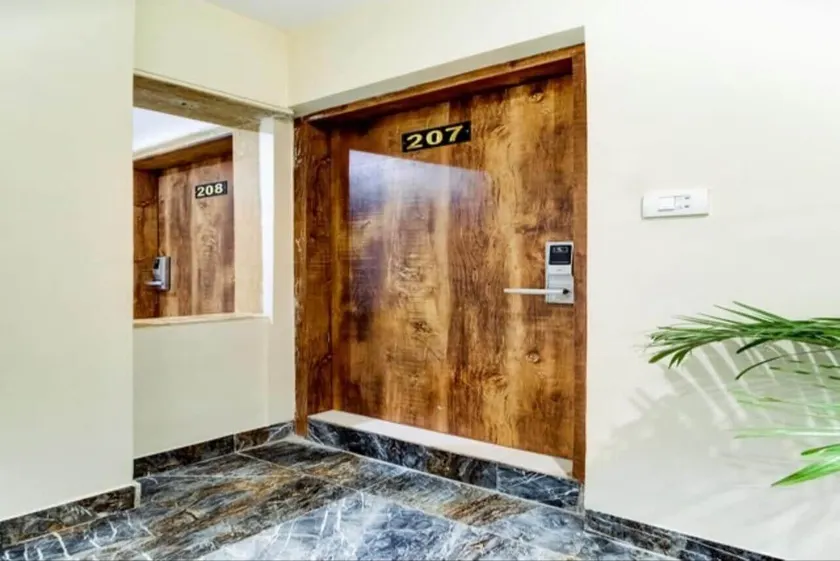 Hotel Suites Inn - Image 1