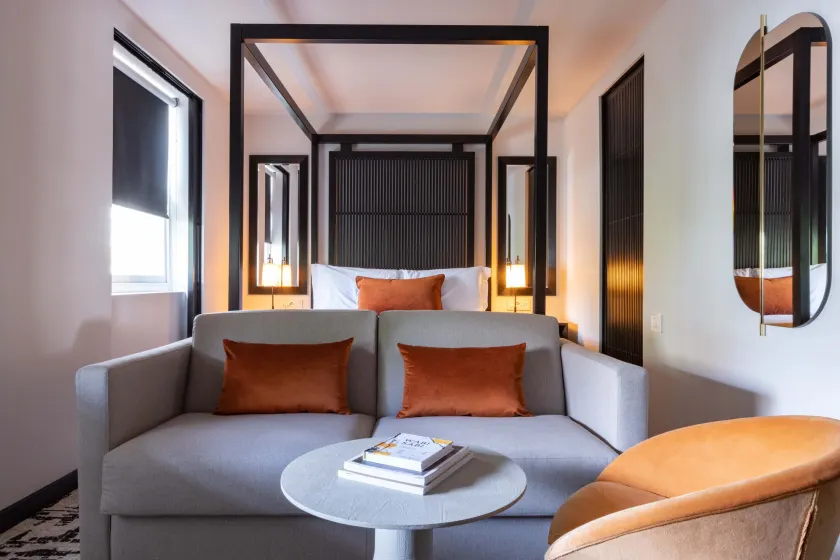 La Suite West - Hyde Park - Image 1