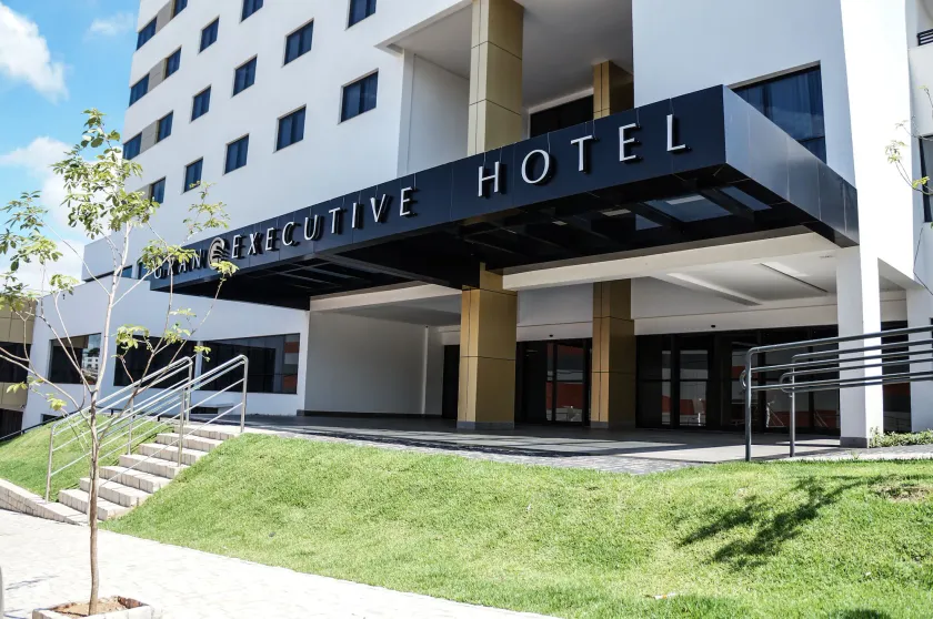 Gran Executive Hotel - Image 1