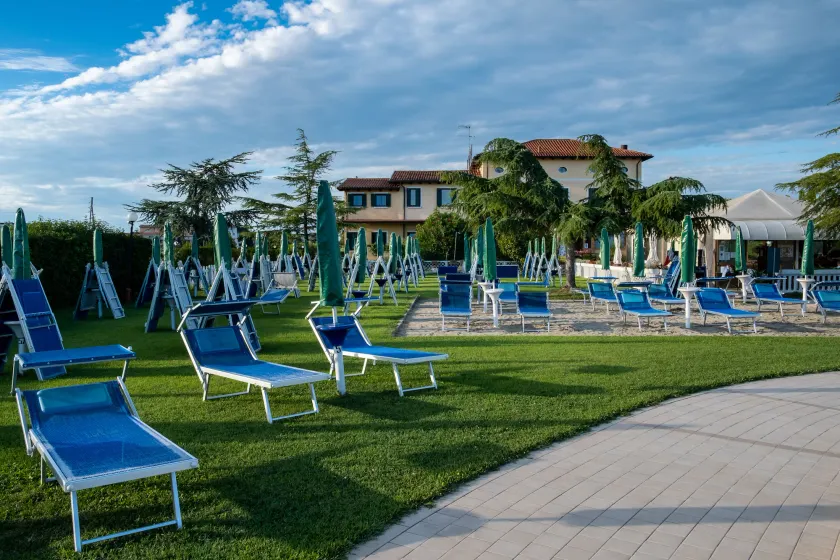 Hotel Villa Sara - Image 1