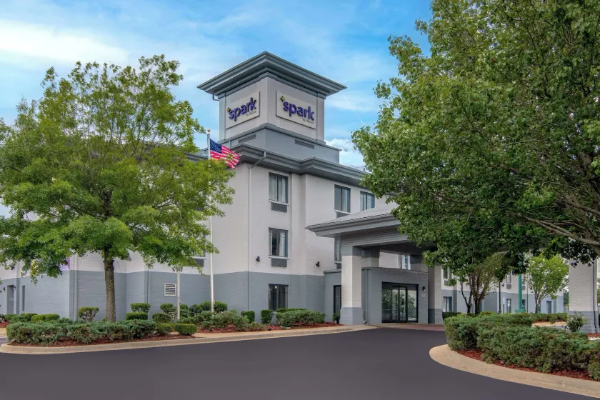 Spark by Hilton Montgomery EastChase - Image 1